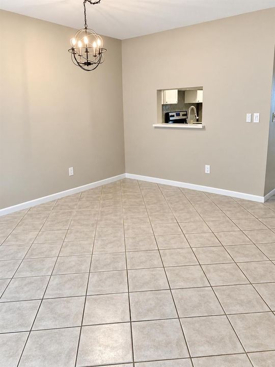 dining room-255 paradise blvd