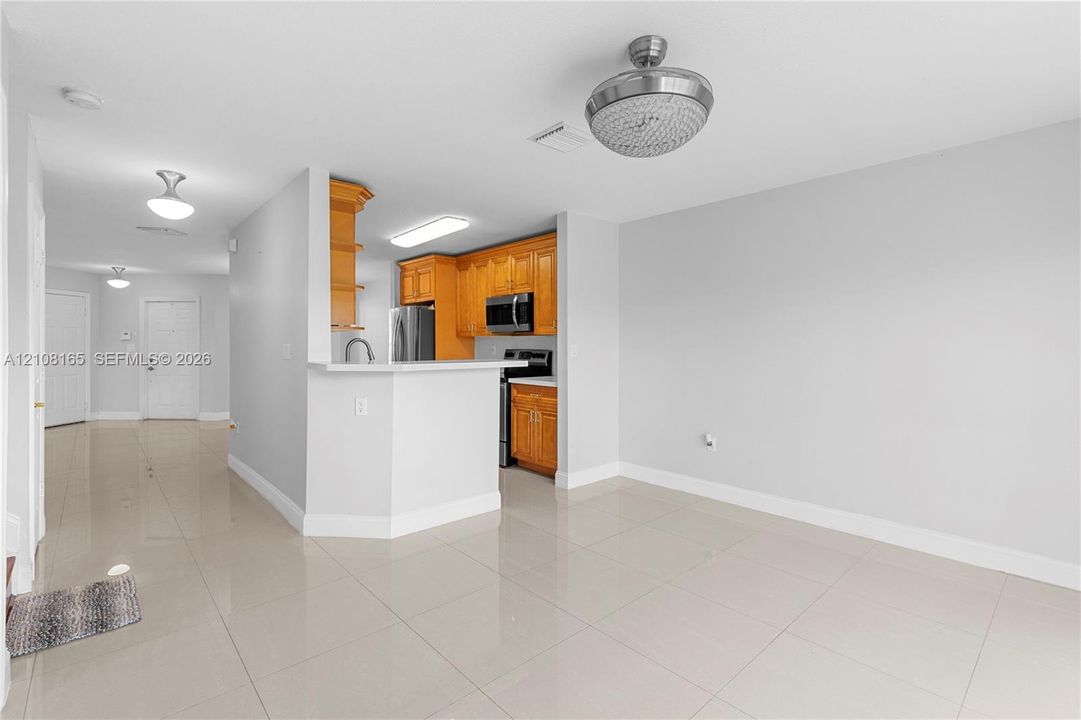 For Rent: $3,800 (3 beds, 2 baths, 1744 Square Feet)