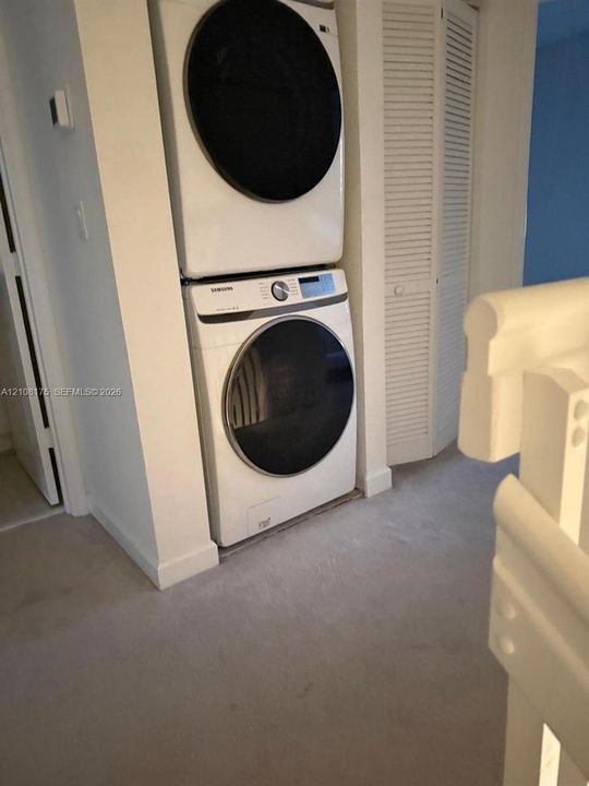 En Venta: $394,500 (3 camas, 2 baños, 1612 Pies cuadrados)
