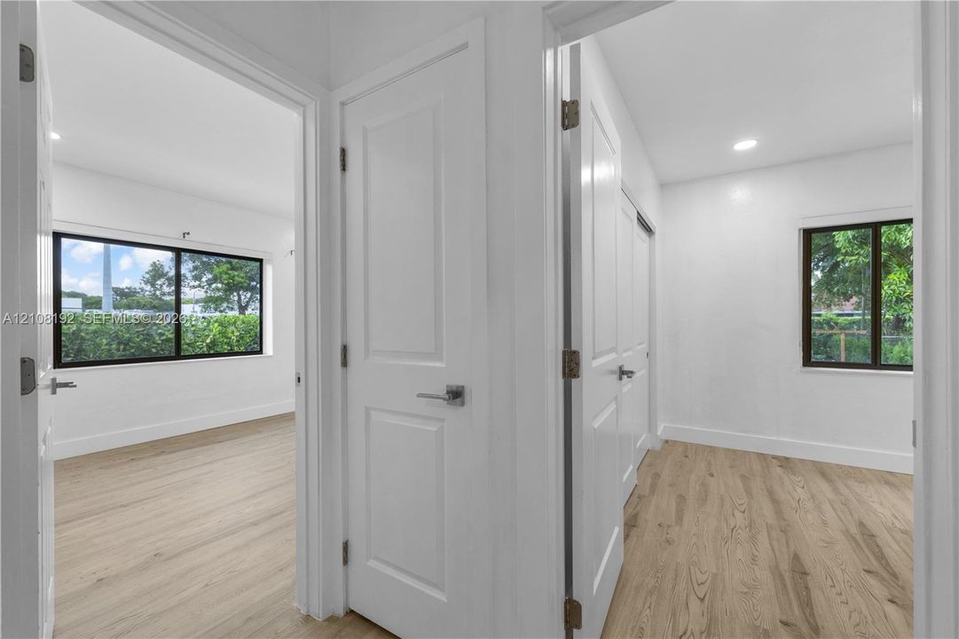For Rent: $3,825 (3 beds, 2 baths, 1172 Square Feet)
