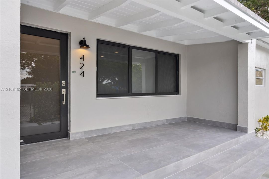 For Rent: $3,825 (3 beds, 2 baths, 1172 Square Feet)