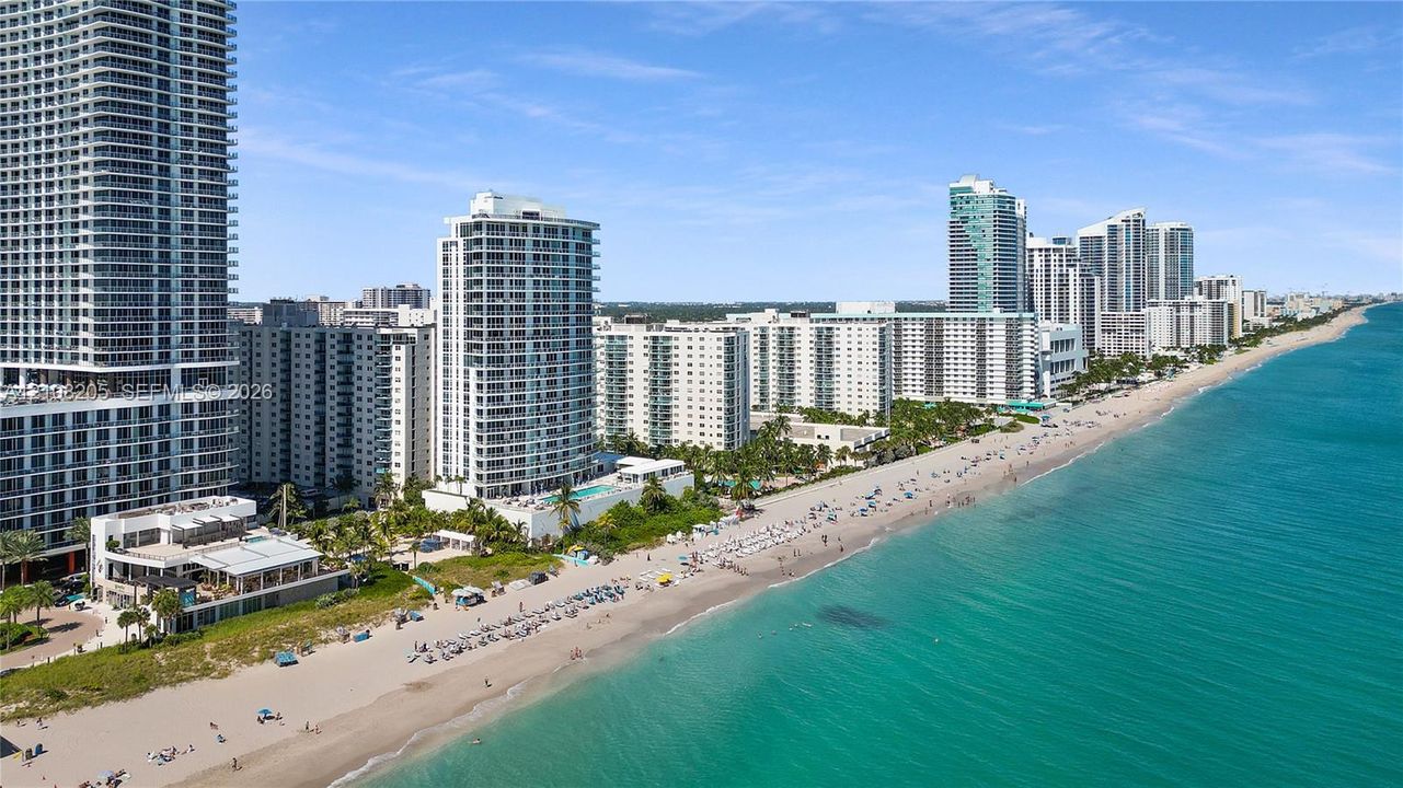 For Sale: $560,000 (2 beds, 2 baths, 1346 Square Feet)