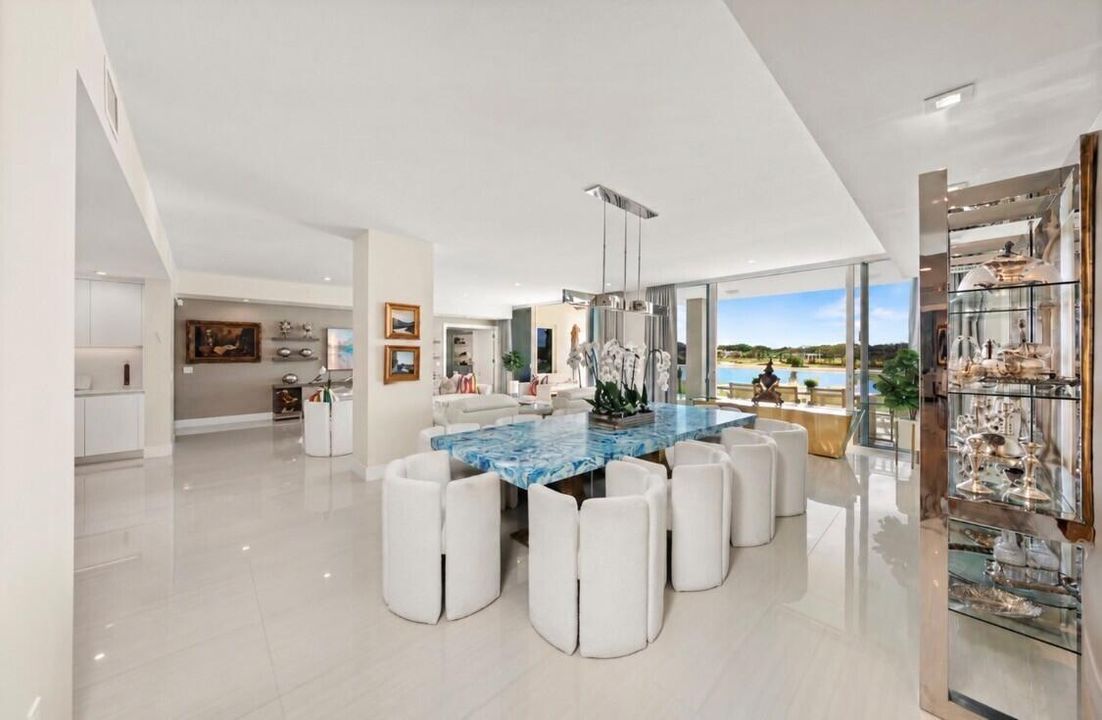 Elegant Dining Room
