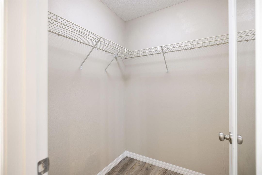 11-web-or-mls-0B2A0455