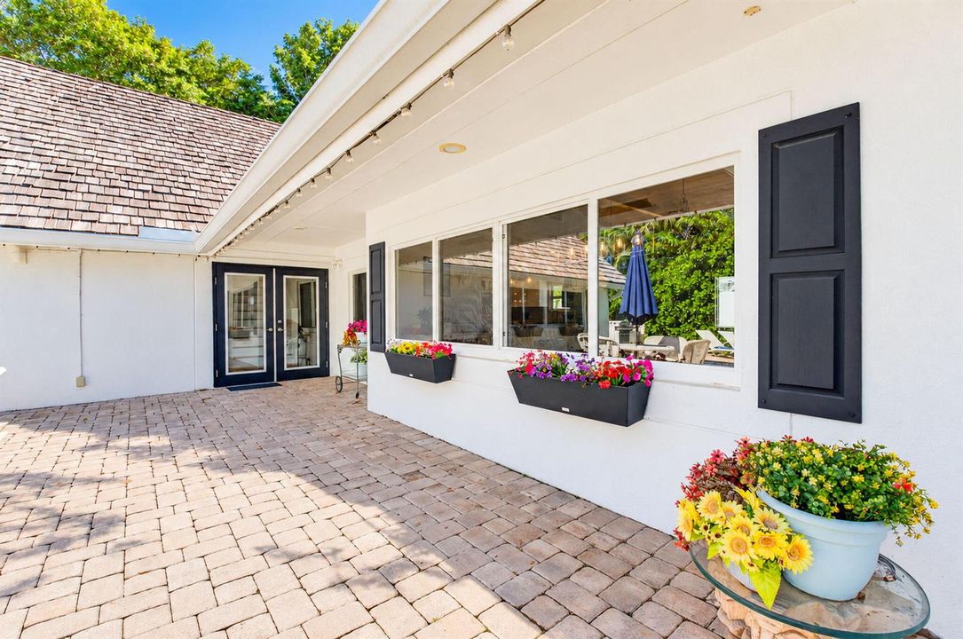 Front entryway