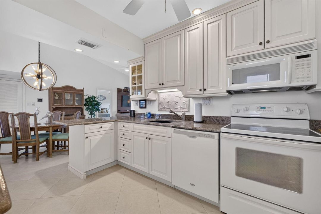 KITCHEN.....