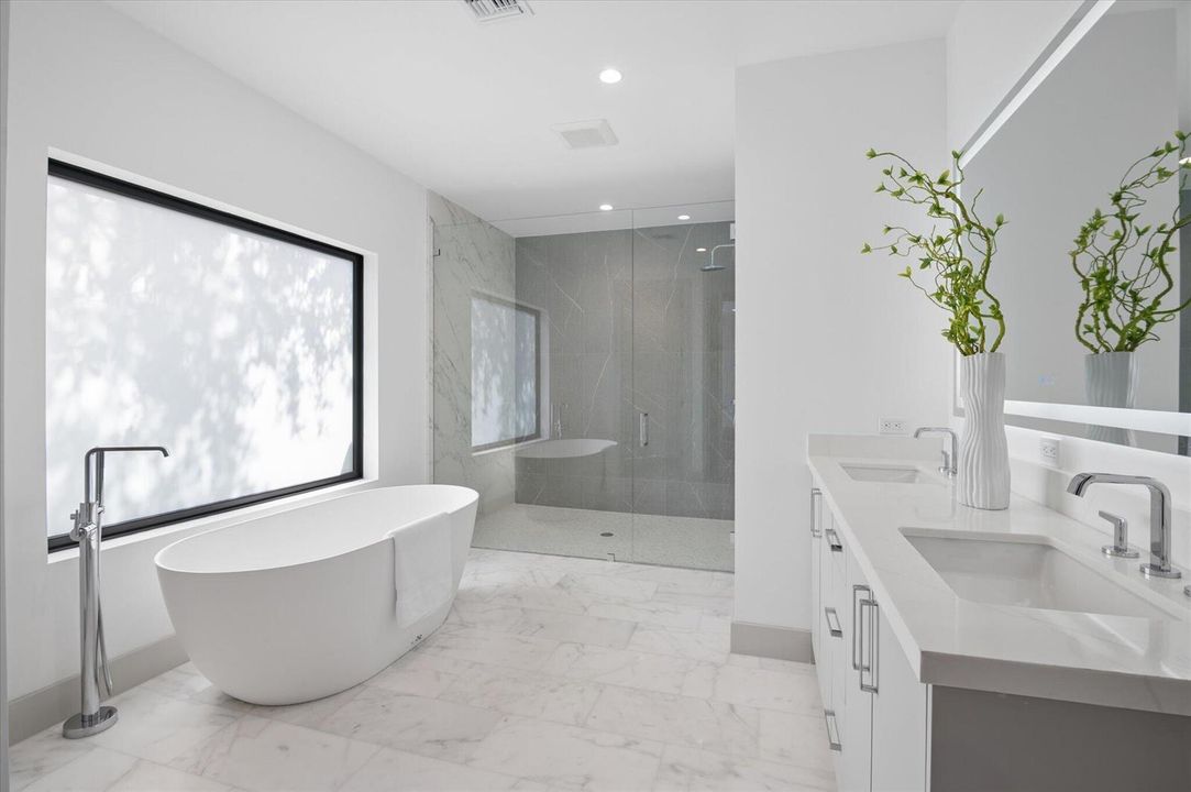15-Bertanzetti-3111 NE 55th St-15
