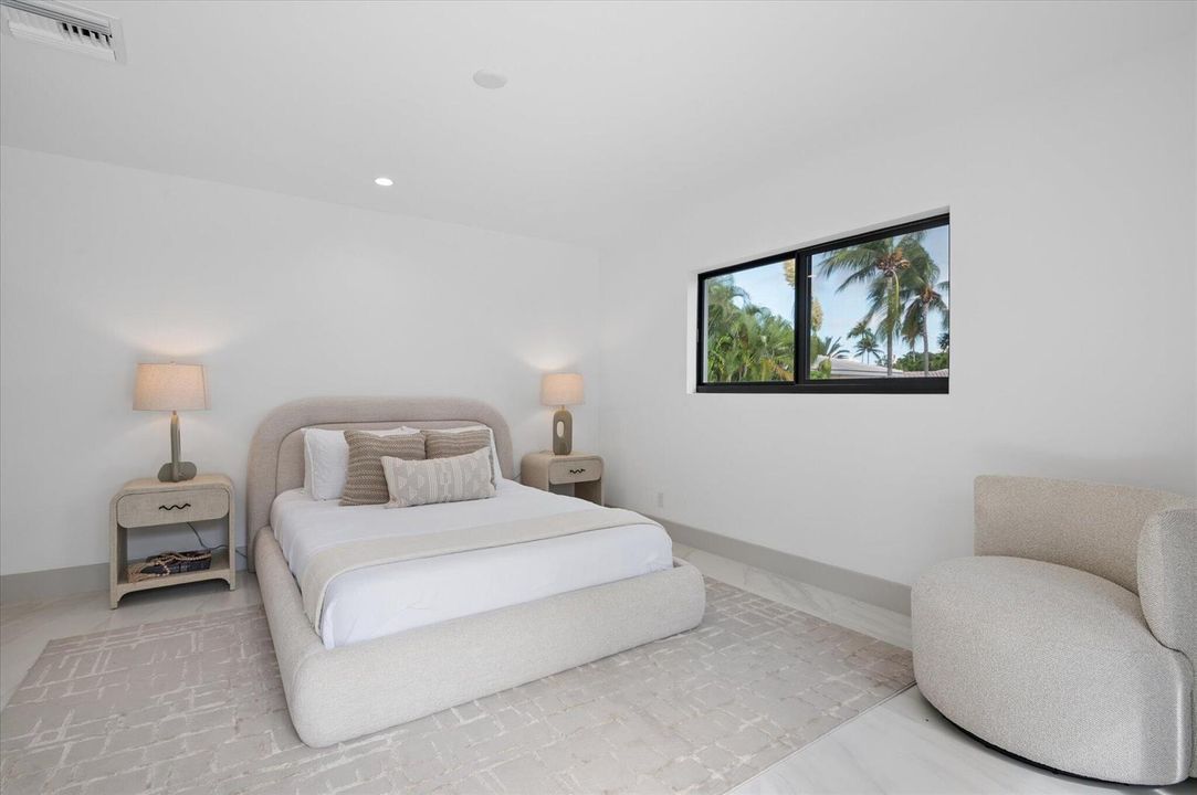 20-Bertanzetti-3111 NE 55th St-20