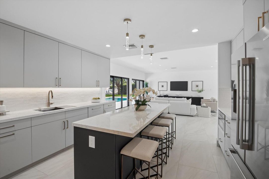 12-Bertanzetti-3111 NE 55th St-12
