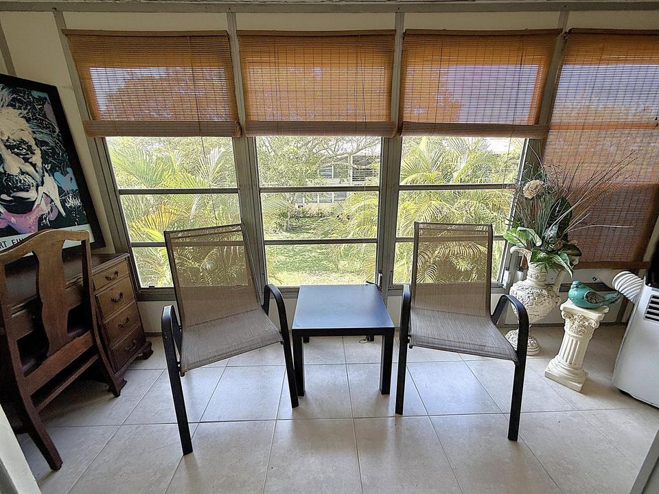 Enclosed Patio with AC