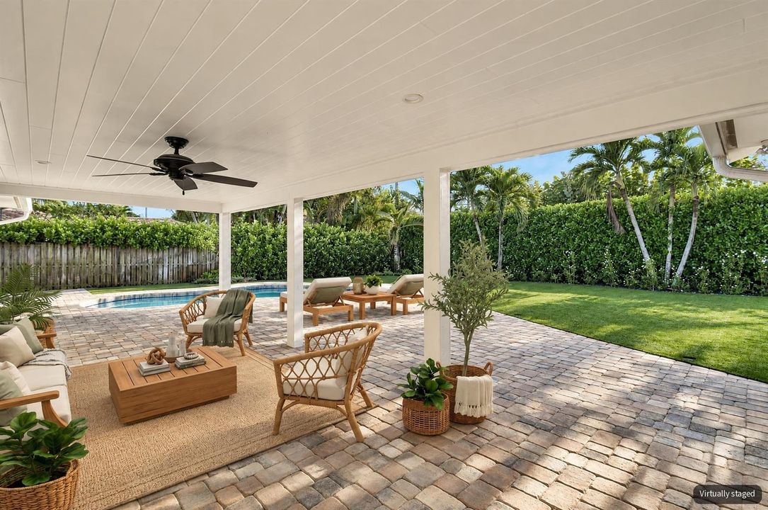 VirtuallyStagedPorch