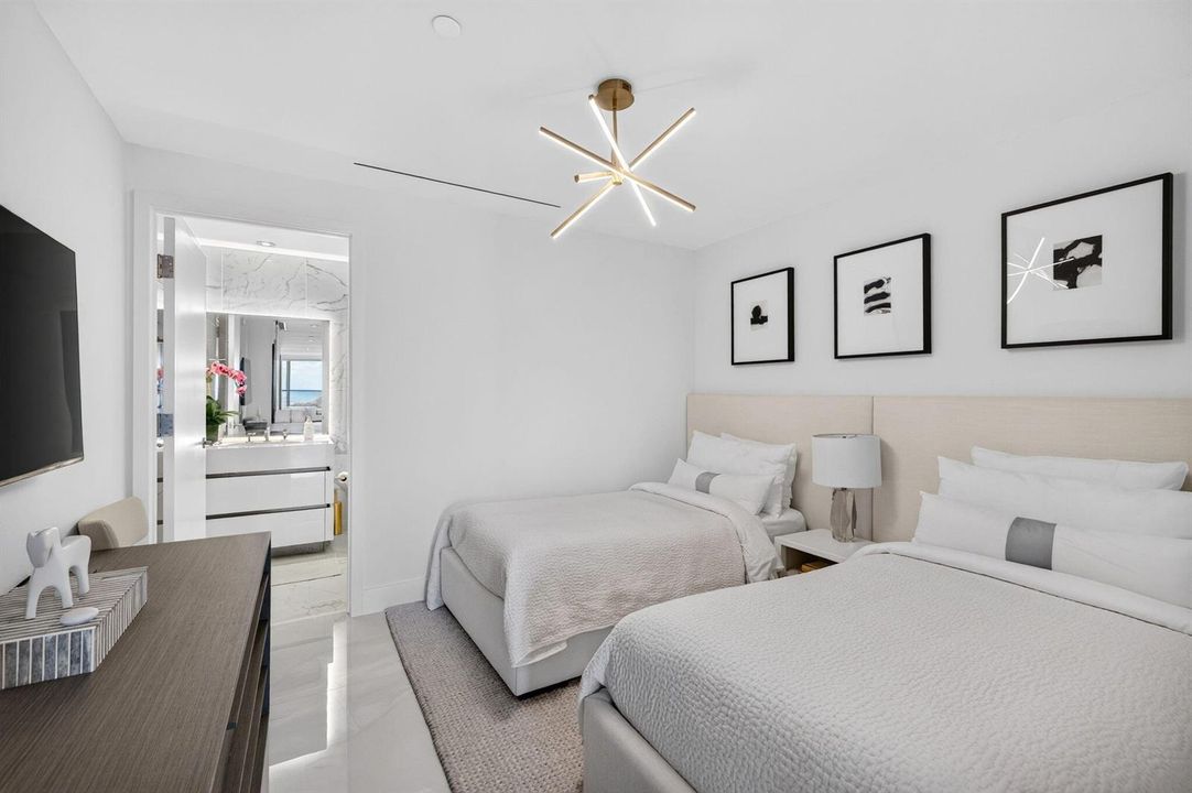 Guest Suite/Den