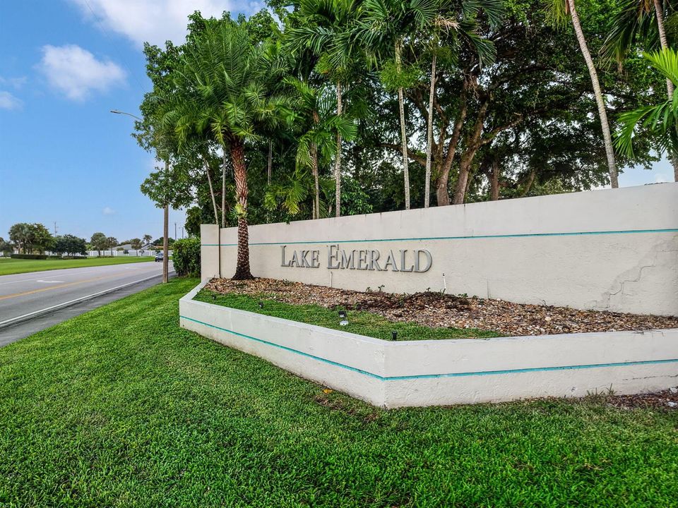 Lake Emerald