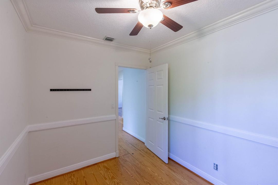 Forth bedroom/office