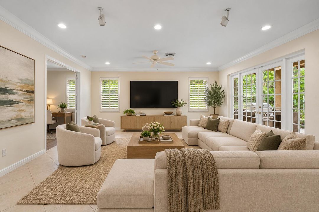 Coastal Neutral Living Room Retreat