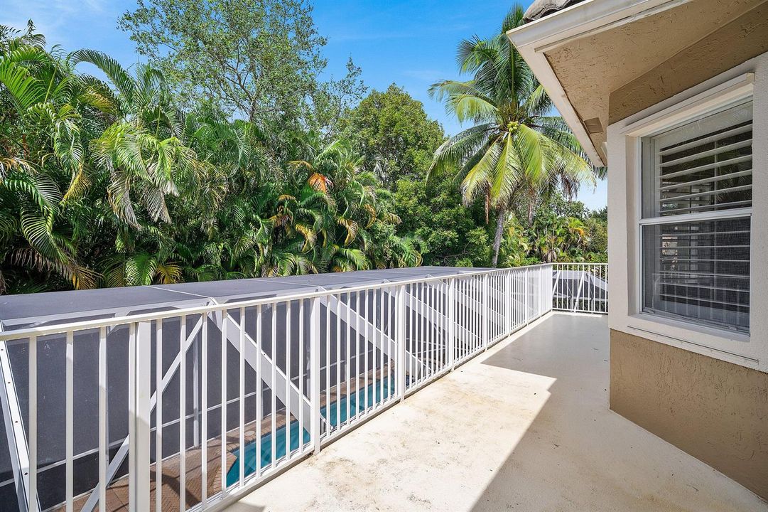 6395 Stonehurst (48)