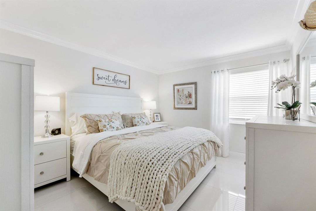 197 Normandy Ln_005