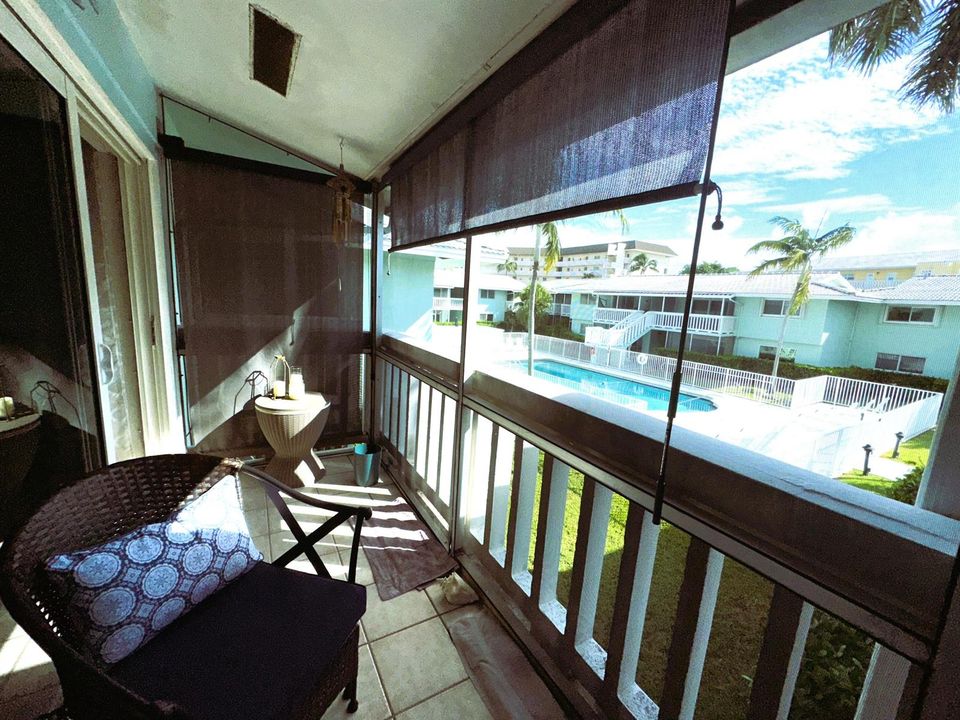 balcony
