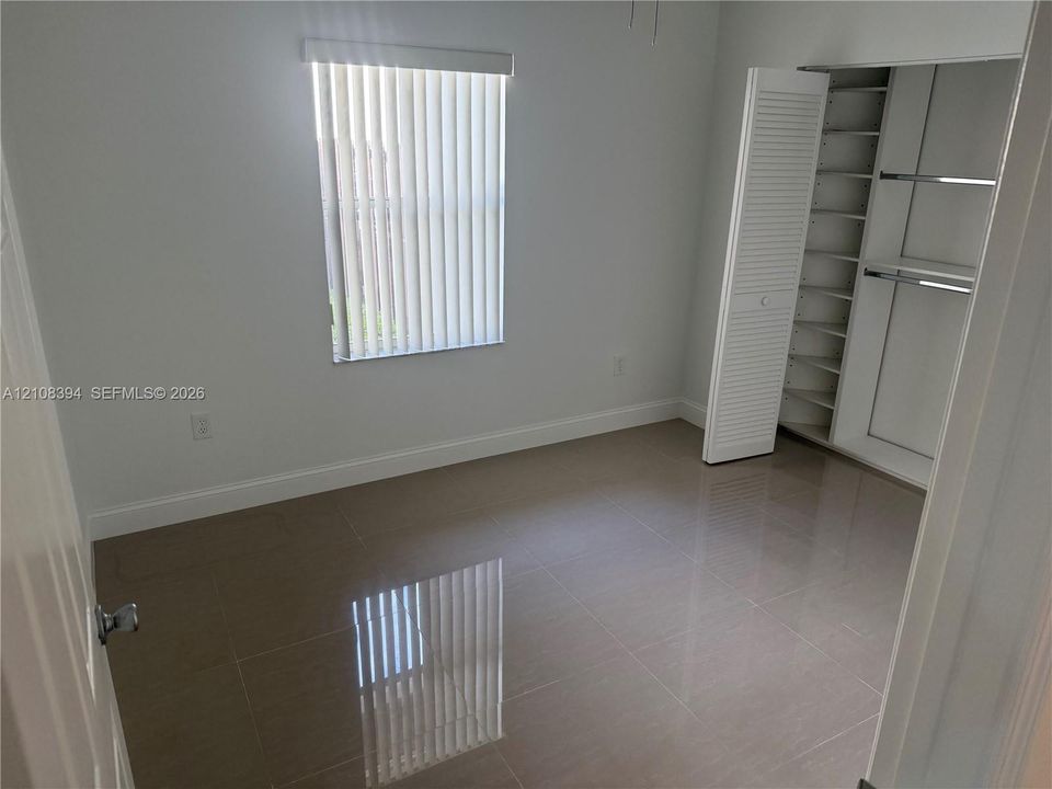 В аренду: $3,580 (3 спален, 2 ванн, 1468 Квадратных фут)