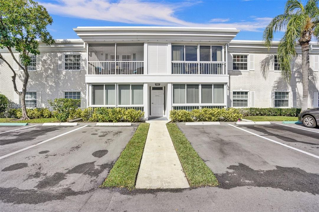 For Rent: $2,100 (2 beds, 2 baths, 1200 Square Feet)