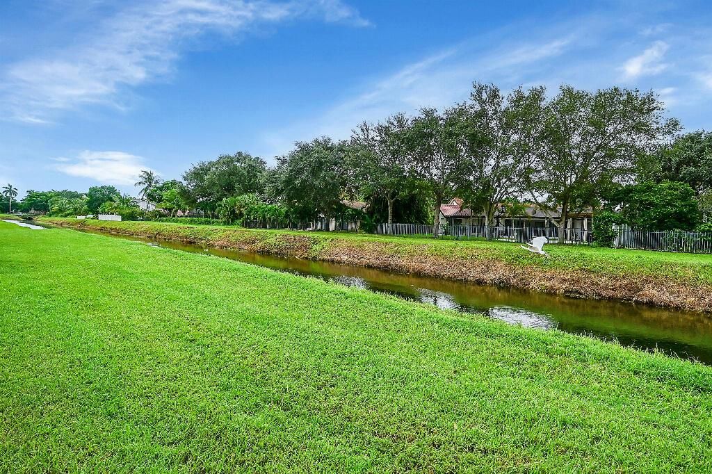 6130 Via Tierra Drive, Boca Raton