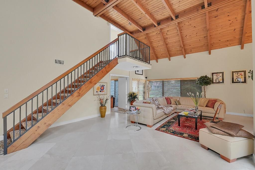 6130 Via Tierra Drive, Boca Raton