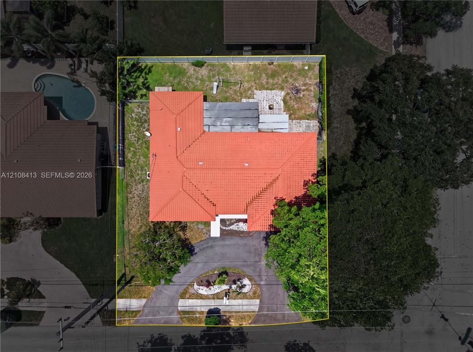 For Sale: $629,900 (2 beds, 2 baths, 1773 Square Feet)