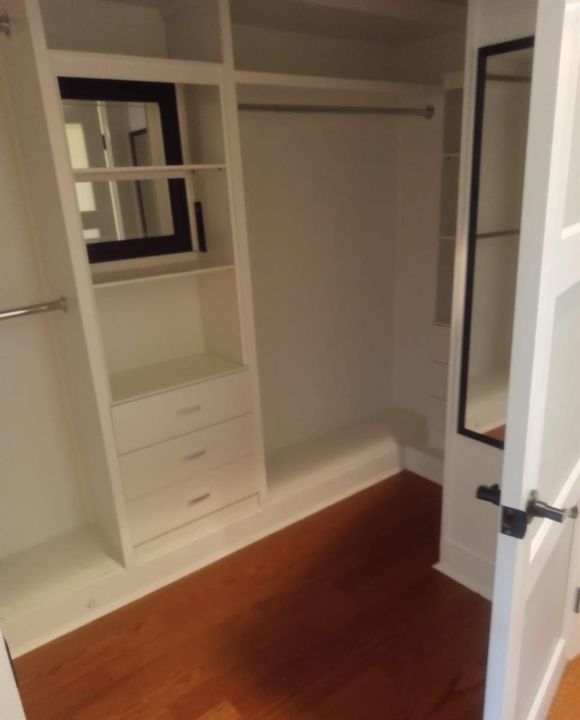 Master bdr Closet B 2