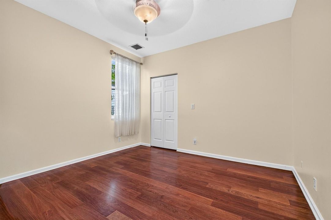 Guest Bedroom 3- Wing 3