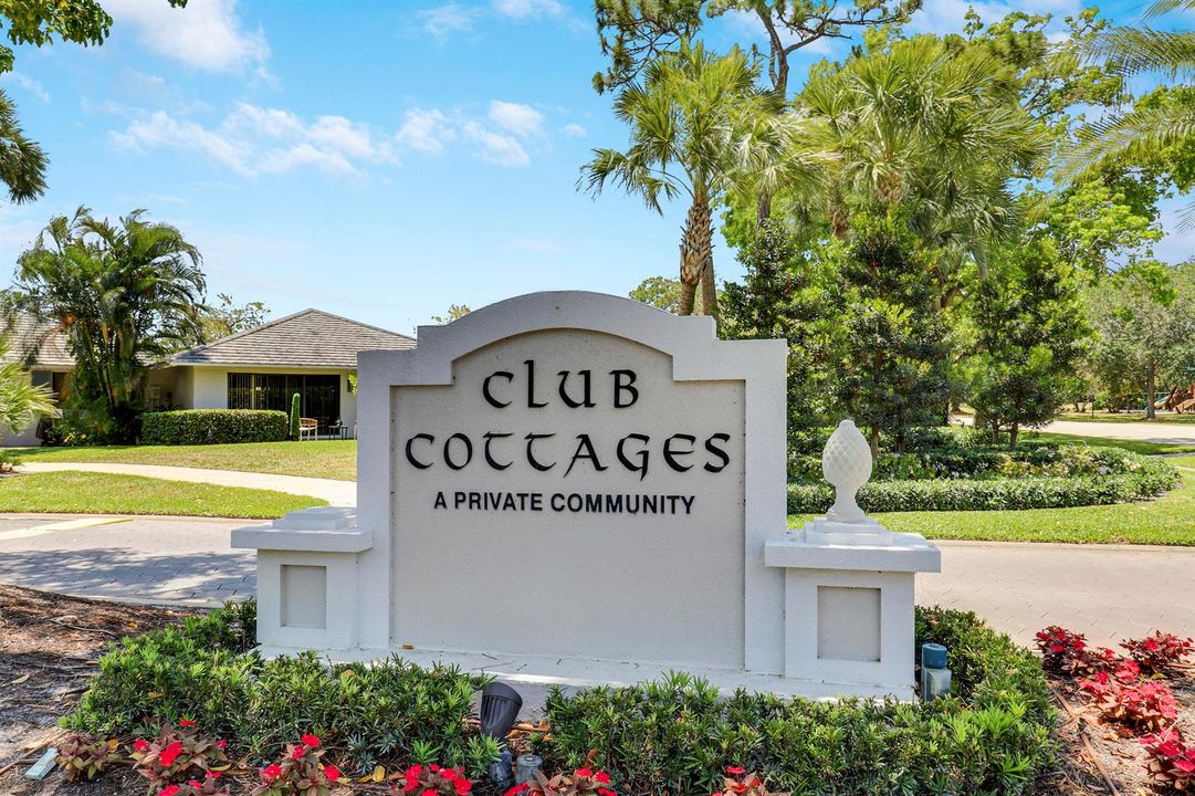 Club Cottages
