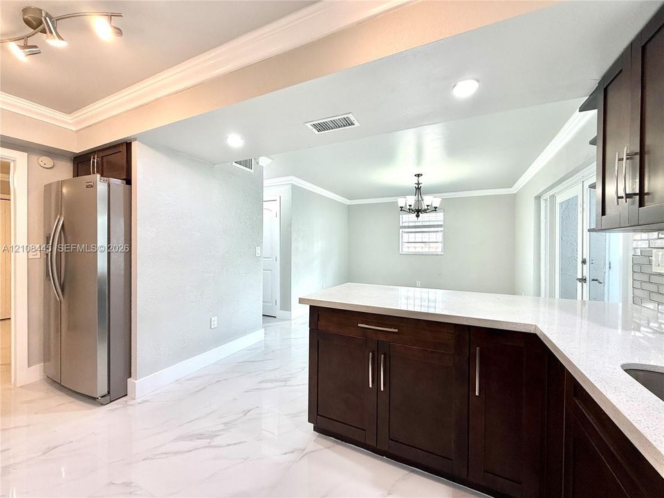 For Rent: $3,750 (4 beds, 2 baths, 1910 Square Feet)