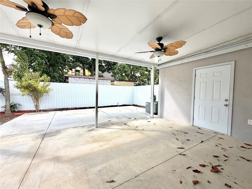 For Rent: $3,750 (4 beds, 2 baths, 1910 Square Feet)