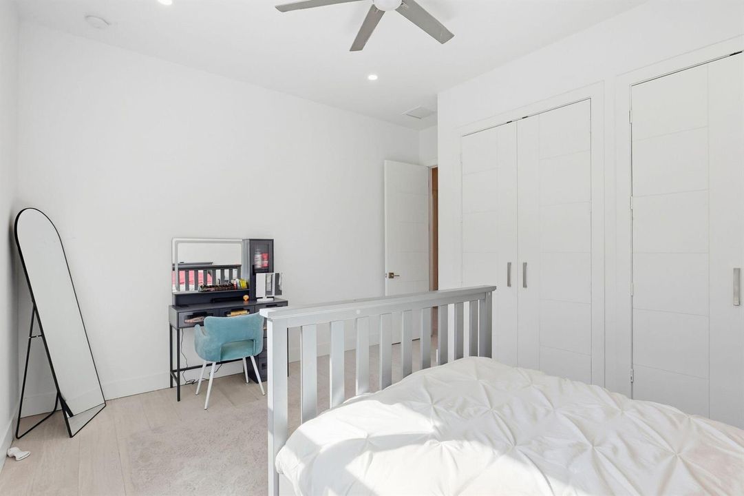Bedroom 6/Office