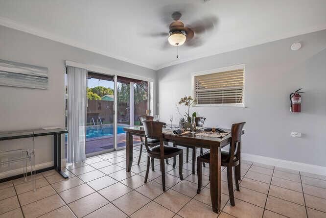 416 Lighthouse Drive North-small-009-012