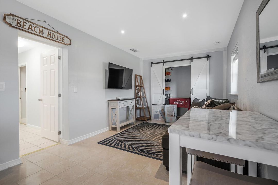 416 Lighthouse Drive North-large-025-018