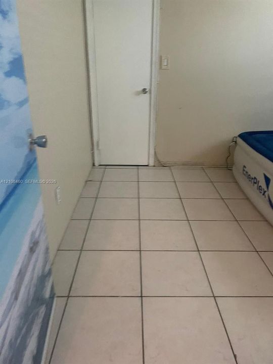 На продажу: $550,000 (0 спален, 0 ванн, 1747 Квадратных фут)