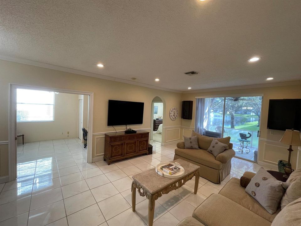 Living Room Den Patio