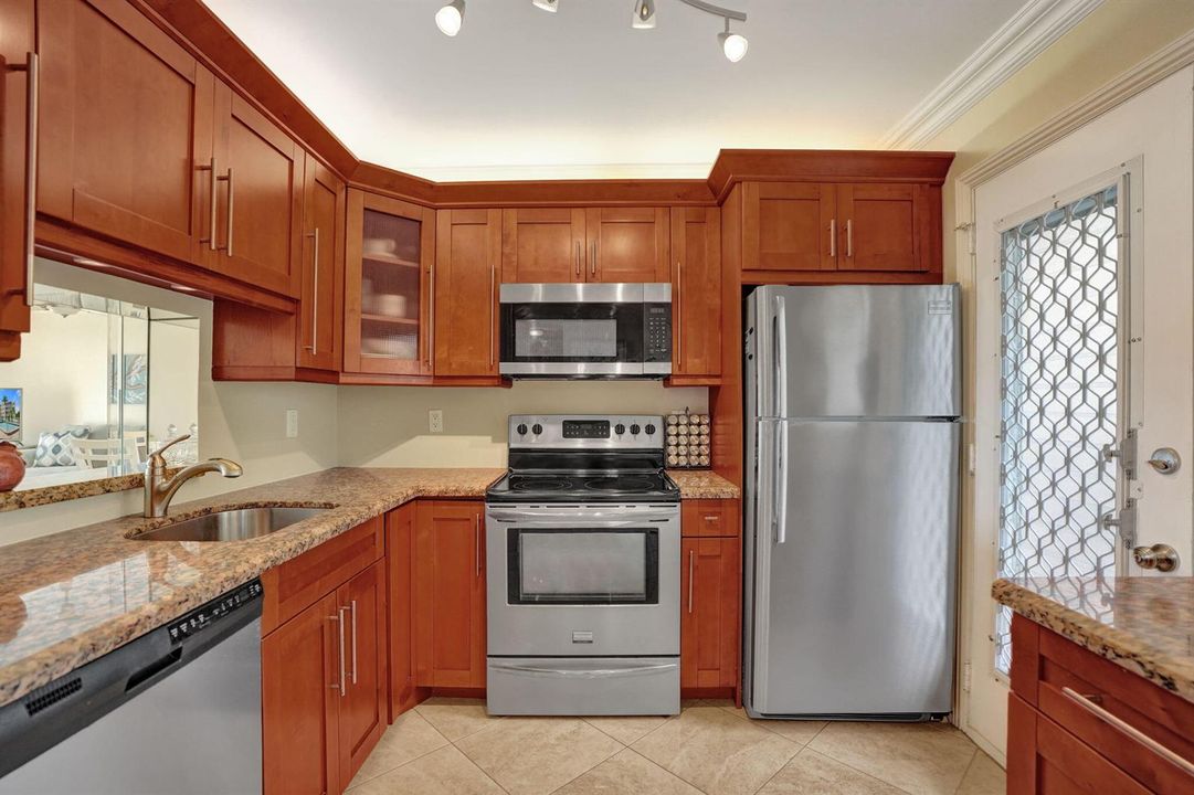 Kitchen 3