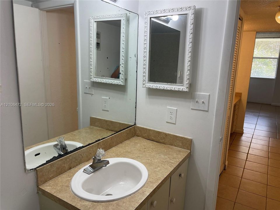 En Venta: $110,000 (1 camas, 1 baños, 800 Pies cuadrados)