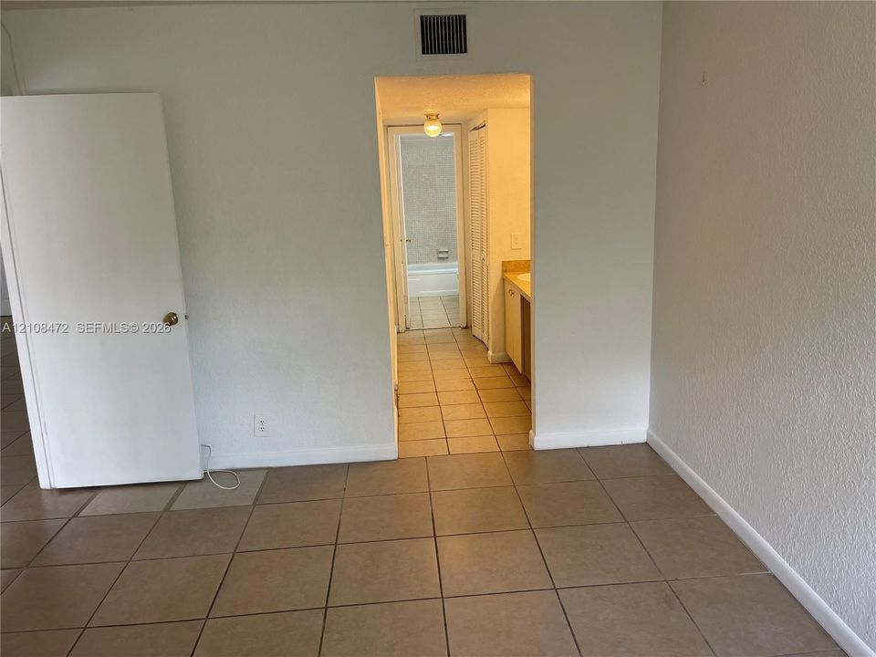 En Venta: $110,000 (1 camas, 1 baños, 800 Pies cuadrados)