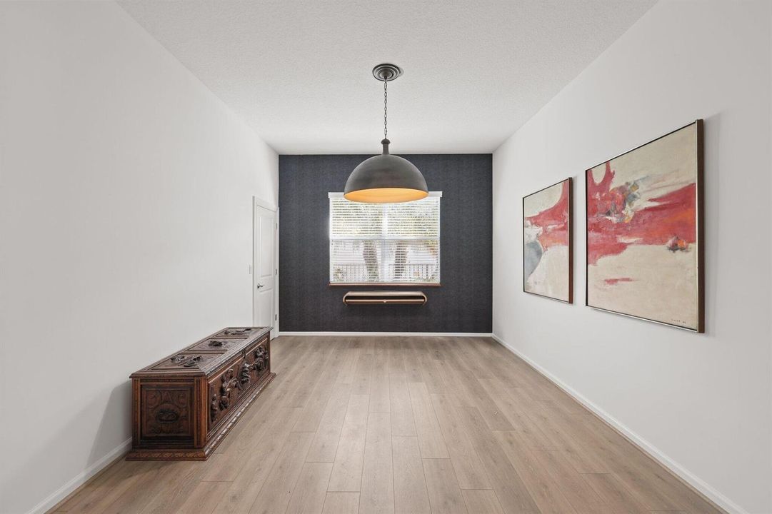 232 Carina Drive - 45.jpg-SMALL