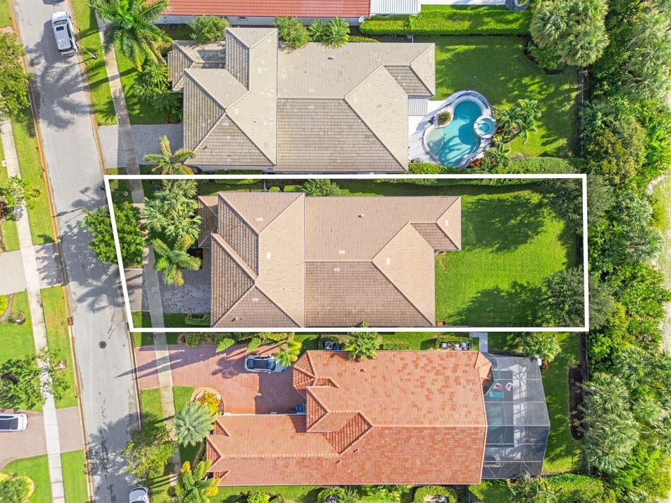 232 Carina Drive - 72.jpg-SMALL
