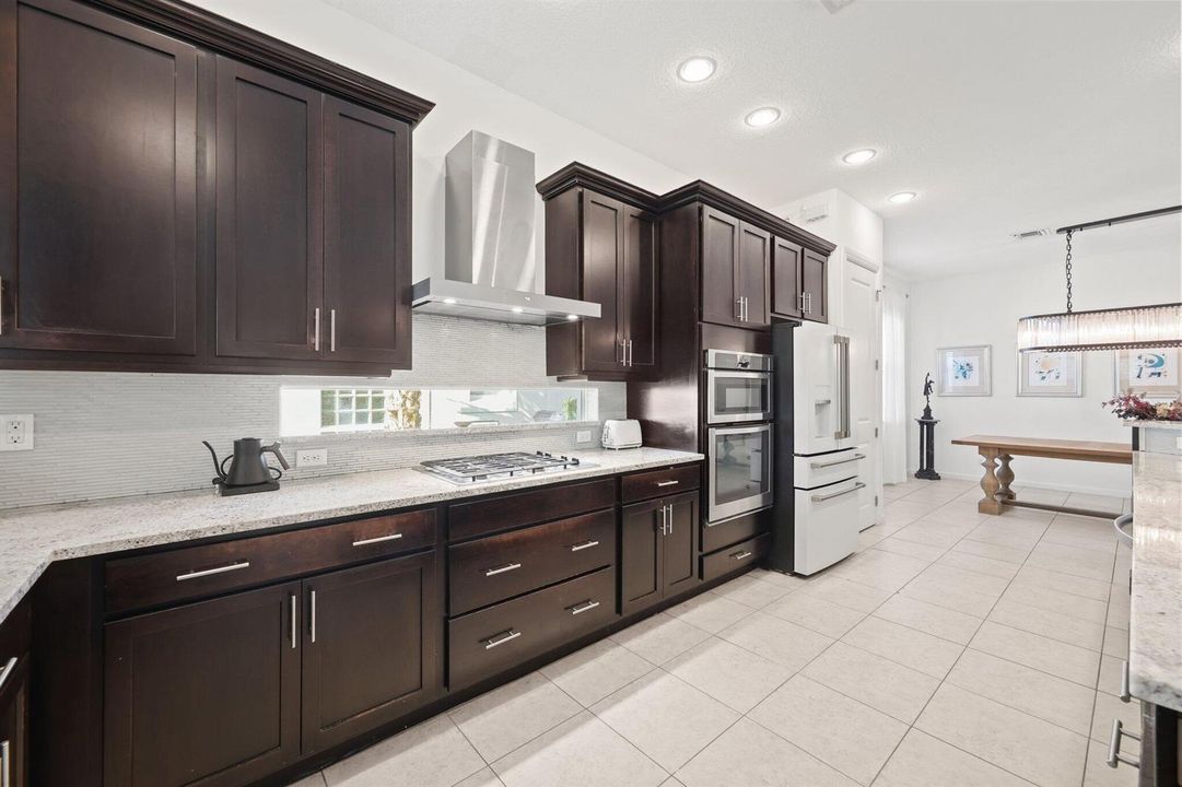 232 Carina Drive - 20.jpg-SMALL