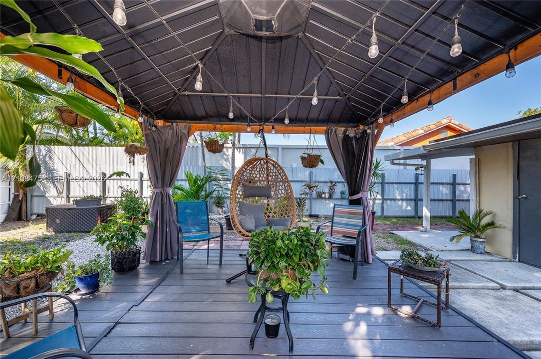 En Venta: $650,000 (3 camas, 2 baños, 1010 Pies cuadrados)