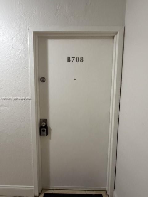 For Rent: $2,900 (3 beds, 2 baths, 1205 Square Feet)