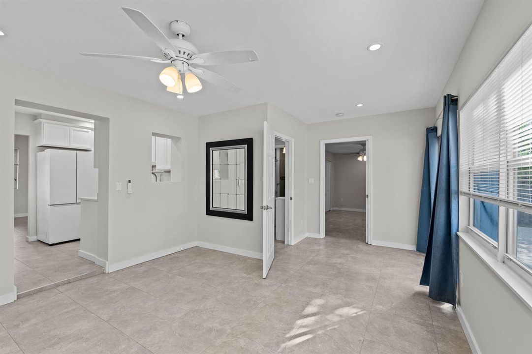 11-web-or-mls-A7401760