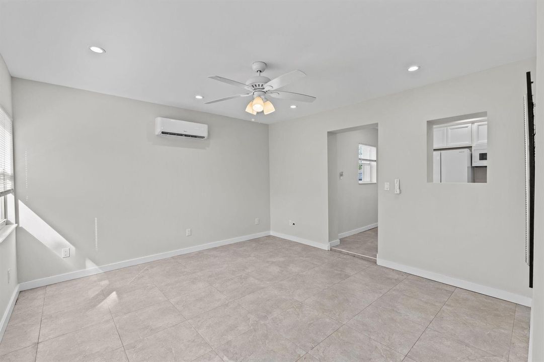 13-web-or-mls-A7401772