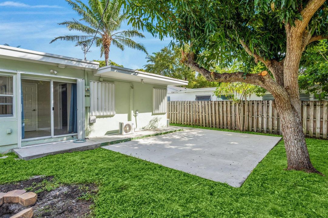 30-web-or-mls-A7401794