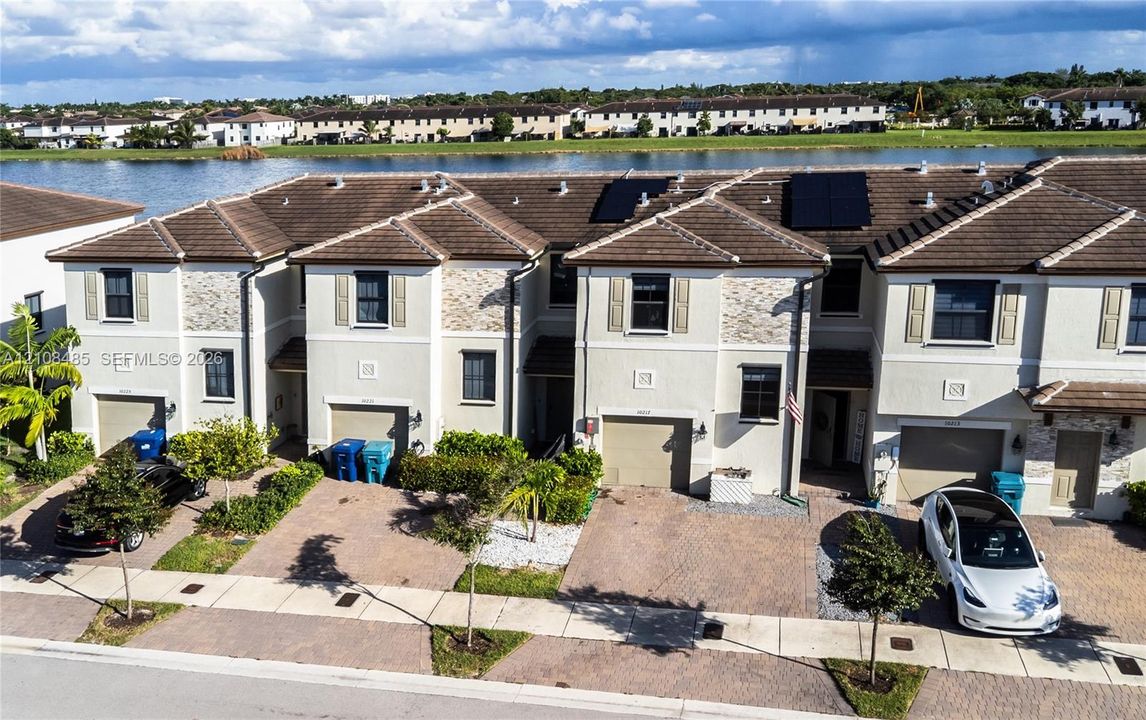 For Sale: $480,000 (3 beds, 2 baths, 1544 Square Feet)
