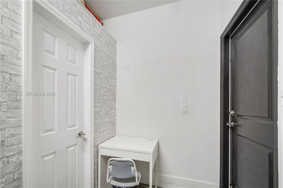 For Sale: $480,000 (3 beds, 2 baths, 1544 Square Feet)
